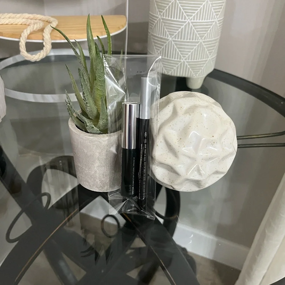 Clinique Black Liq. Eyeliner Pen Black & Black High Impact  Mascara set 🌿🆕🌿 - Picture 6 of 9